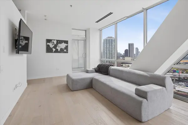 510 W Erie ST #1303, Chicago, IL 60654