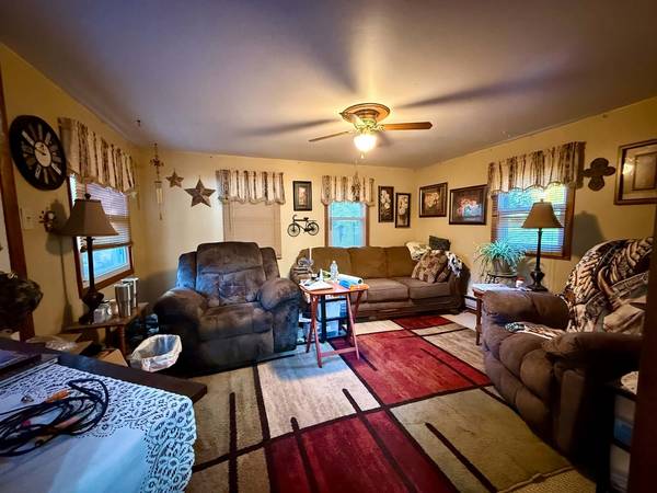 305 N Lincoln AVE, Dixon, IL 61021
