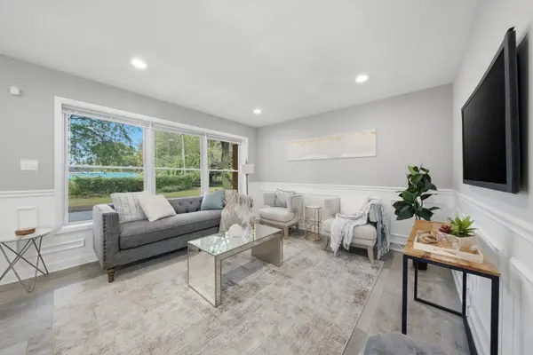 8231 S Wentworth AVE, Chicago, IL 60620