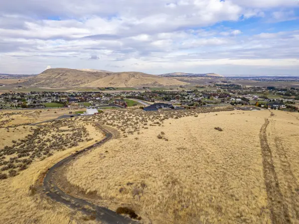 75331 Homestead Rd, Kennewick, WA 99336