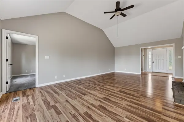 3412 E Henderson Way, Clarksville, TN 37042