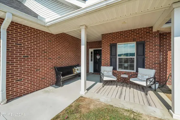 1032 Patriots Landing, Dandridge, TN 37725