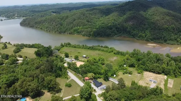 3271 Highway 360, Vonore, TN 37885