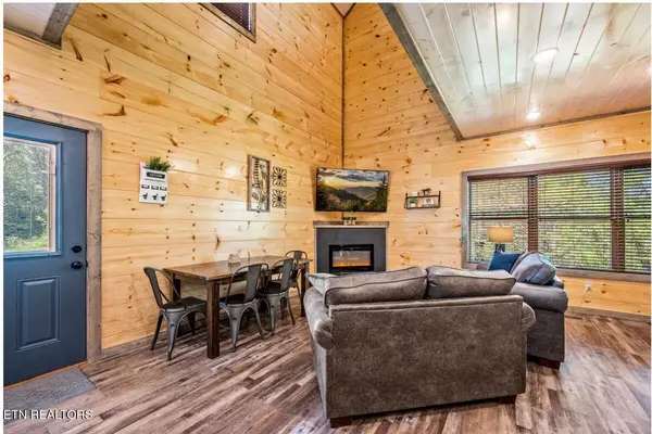 302 Paul Lafollette Way, Sevierville, TN 37876