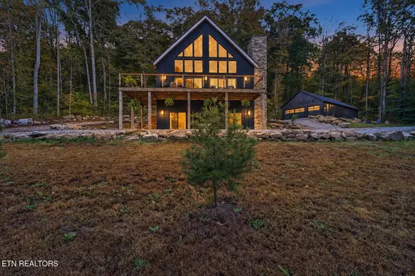 3460 Apache Rd, Jamestown, TN 38556