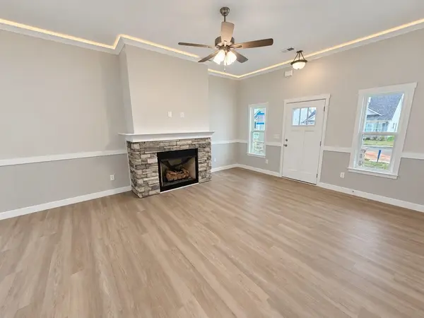 1728 Spruce Knoll ST, Spartanburg, SC 29303