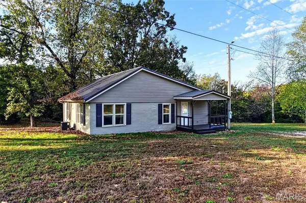 19985 Highway C, Lebanon, MO 65536