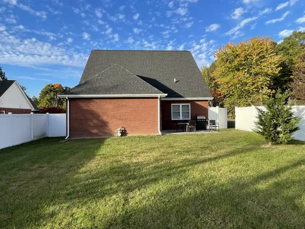 520 Lautzenheiser Pl, Monteagle, TN 37356