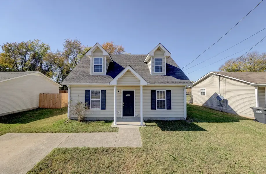 1005 Shadow Ridge Ave, Oak Grove, KY 42262