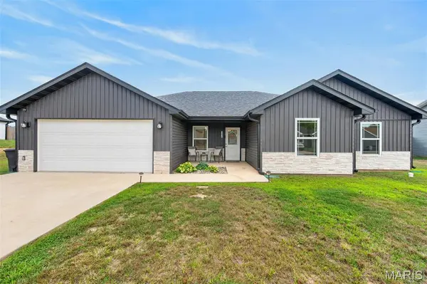 151 La Vista DR, Waynesville, MO 65583