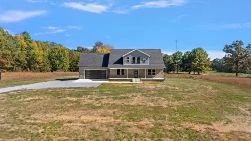 1379 Love Lane Rd, Hillsboro, TN 37342