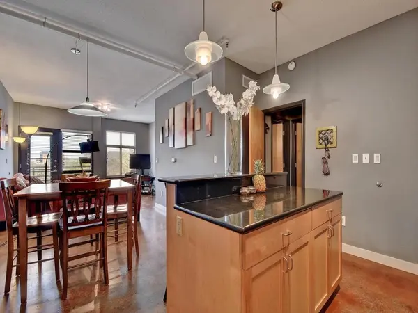 711 W 26th ST #402, Austin, TX 78705