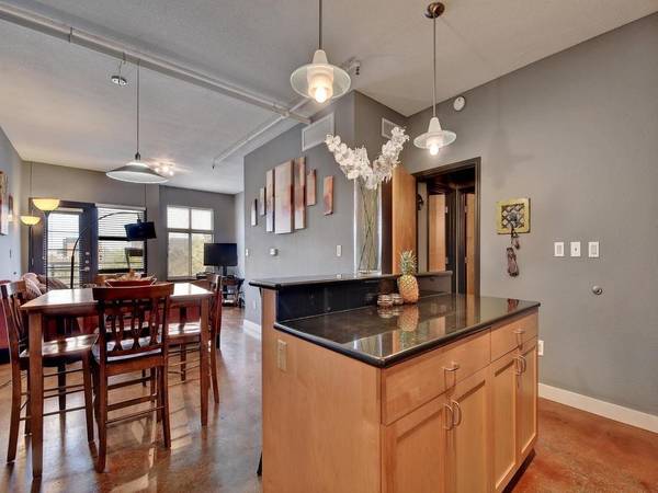 711 W 26th ST #402, Austin, TX 78705