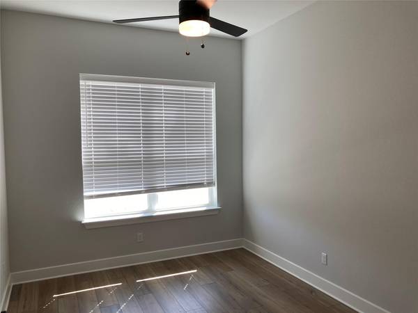123 Pine Bark DR, Buda, TX 78610