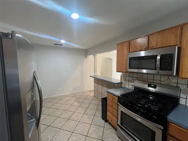 9410 Meadow Vale LN, Austin, TX 78758