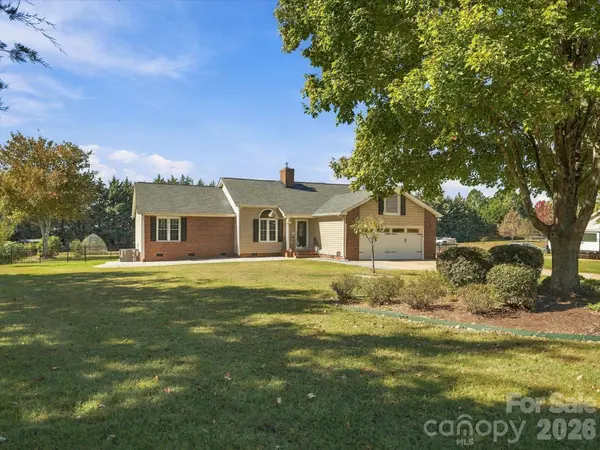 106 Sterling DR, York, SC 29745