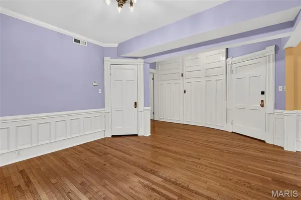4530 McPherson AVE #2E, St Louis, MO 63108