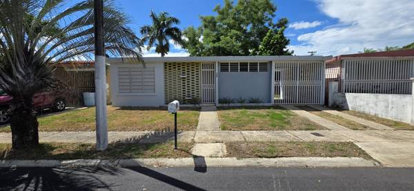 Urb. Highland Park CALLE ACACIA #744, San Juan, PR 00924