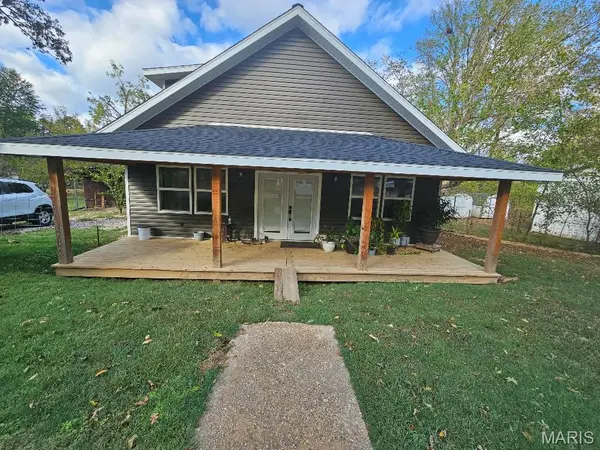 110 E. Pine ST, Van Buren, MO 63965