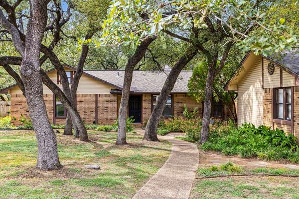 109 S Blue Ridge PKWY, Cedar Park, TX 78613