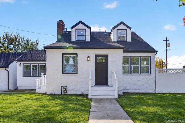 195 Ivy ST, West Hempstead, NY 11552