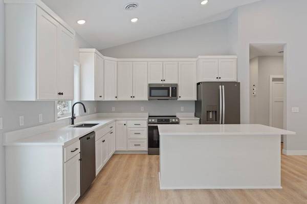 15800 Old Stonebridge TRL, Brainerd, MN 56401