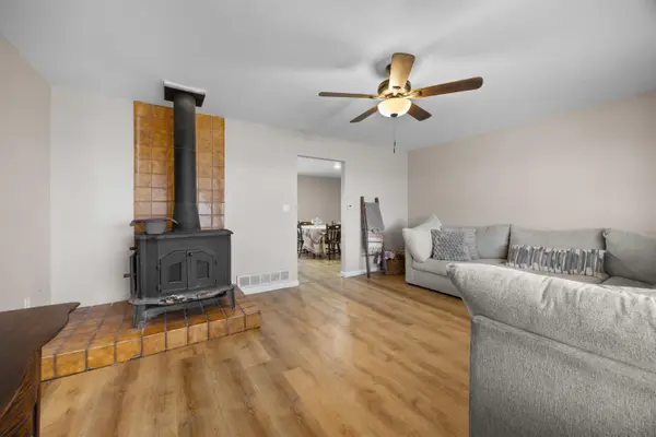 1684 8th St, Severy, KS 67137