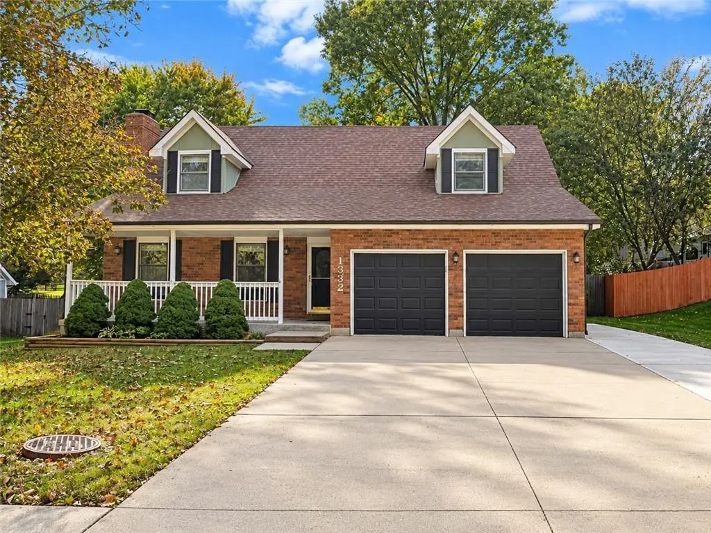 1332 Campbell AVE, Liberty, MO 64068