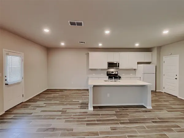 187 Kinsley WAY, New Braunfels, TX 78130