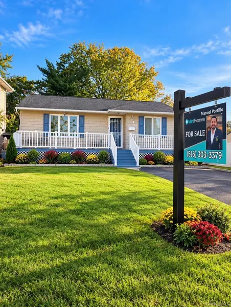 149 Little East Neck RD, Babylon, NY 11702