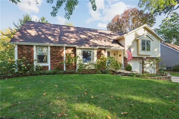 12910 W 78th ST, Lenexa, KS 66216