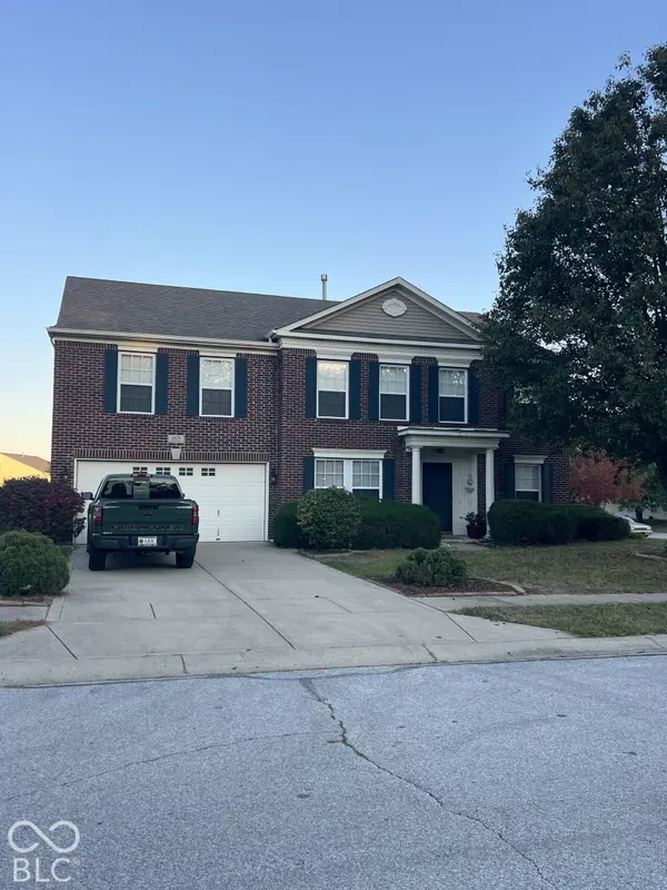 1829 Fortner DR, Indianapolis, IN 46231