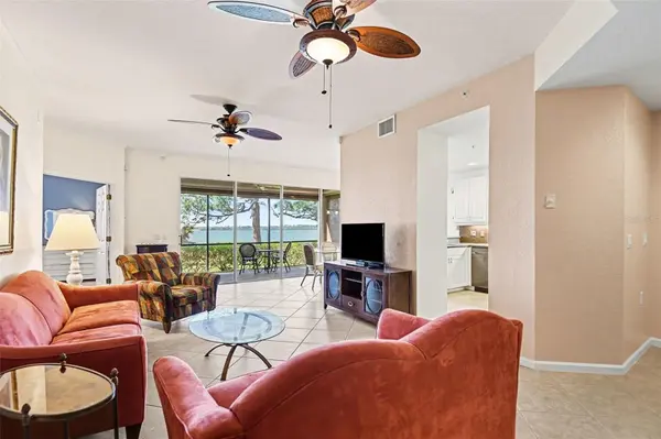 4696 CLUB DR #102, Port Charlotte, FL 33953
