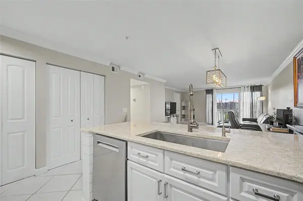 2400 FEATHER SOUND DR #1125, Clearwater, FL 33762