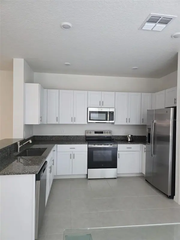 10267 TRUMPET HONEYSUCKLE WAY, San Antonio, FL 33576