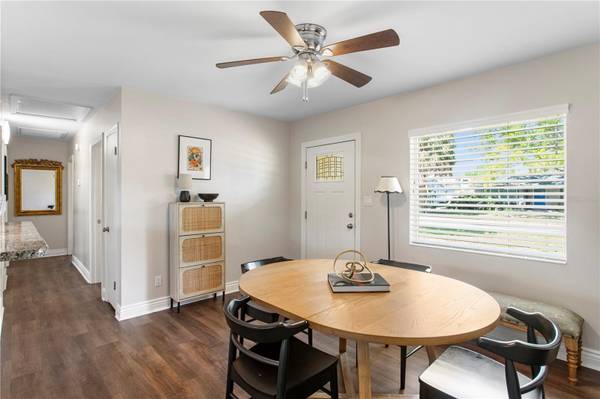 4618 W BAY VILLA AVE, Tampa, FL 33611