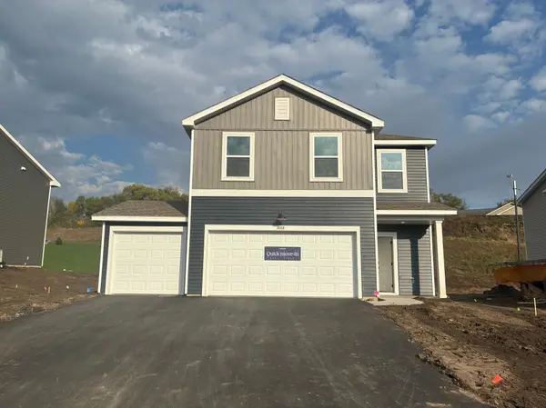 1884 Lincoln AVE, Saint Paul Park, MN 55071