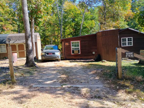 2997 Chisholm Trail Dr, Nunnelly, TN 37137