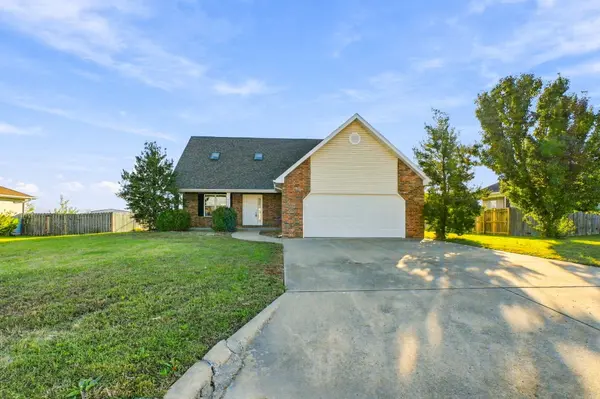 4764 S 130th RD, Bolivar, MO 65613