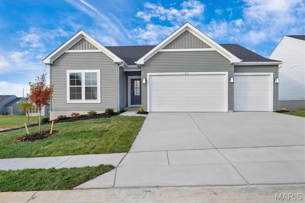 311 Kreder Ridge CIR, St Charles, MO 63304