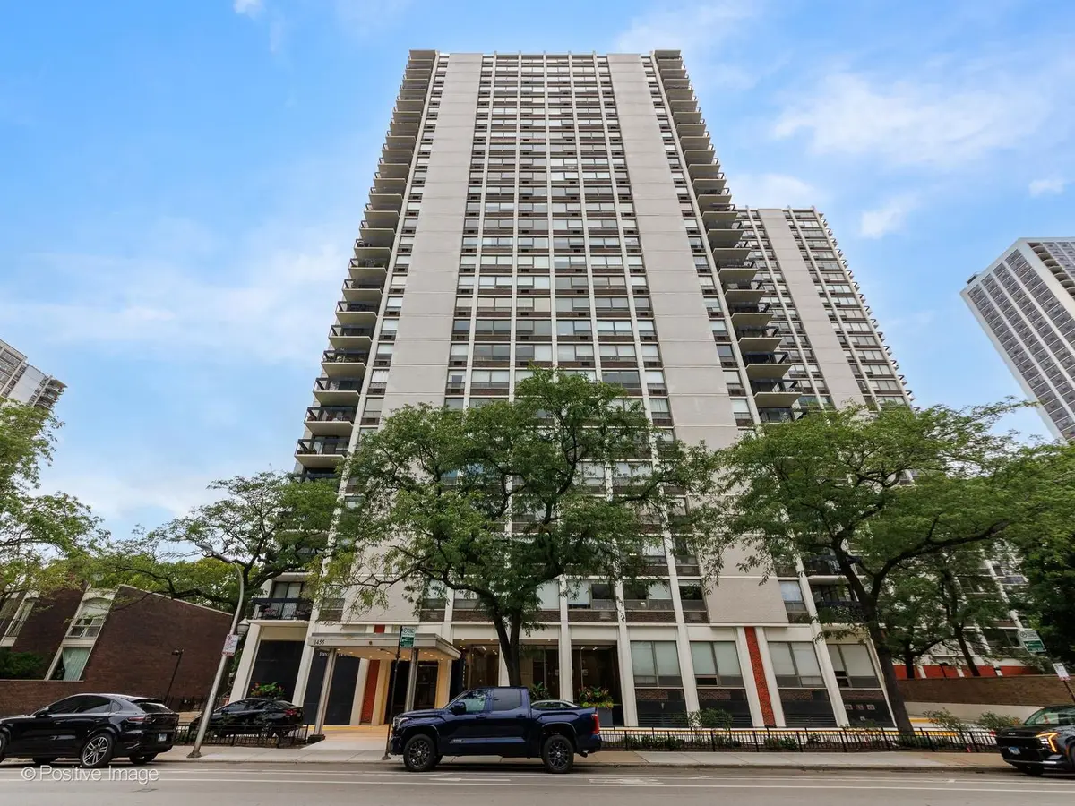 1455 N Sandburg TER #803, Chicago, IL 60610