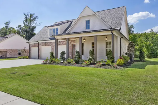 5031 PORCH ROCK CV, Arlington, TN 38002