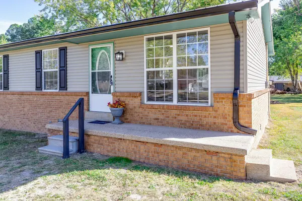 155 Totty Dr, Hohenwald, TN 38462