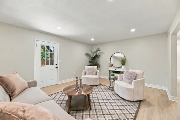 966 N Peterson St, Wichita, KS 67212