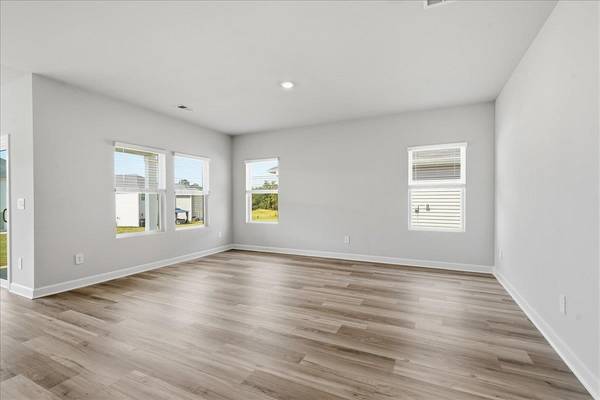 931 Rising Oak CT, Spartanburg, SC 29301