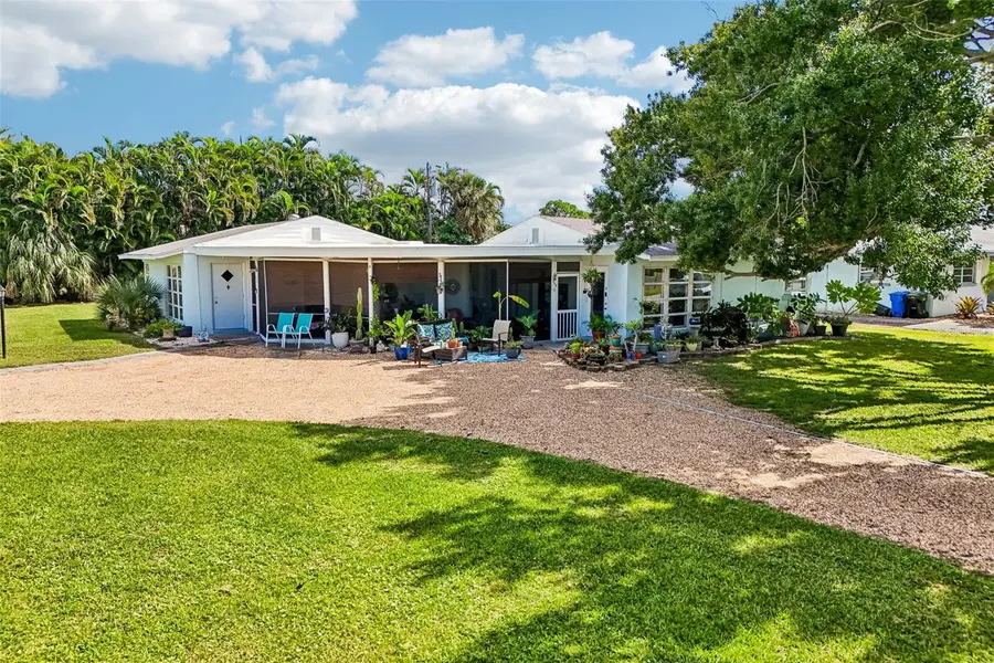 320 PARKSIDE DR, Venice, FL 34285