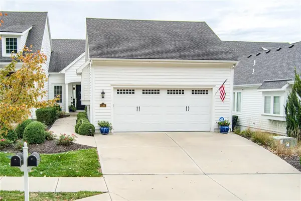 6186 Lime Stone CT, Parkville, MO 64152