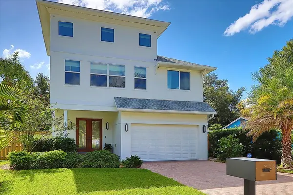 3106 W WYOMING AVE, Tampa, FL 33611