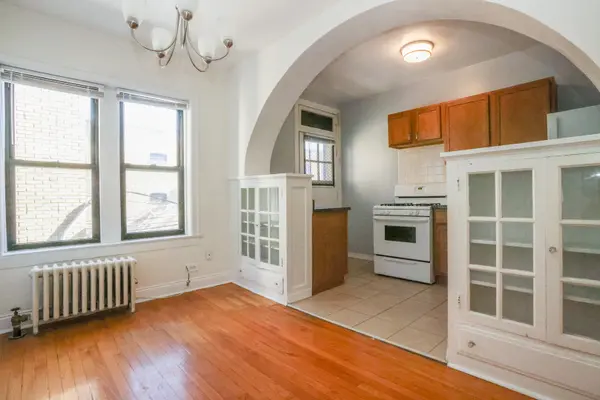 1627 W Lunt AVE #2A, Chicago, IL 60626