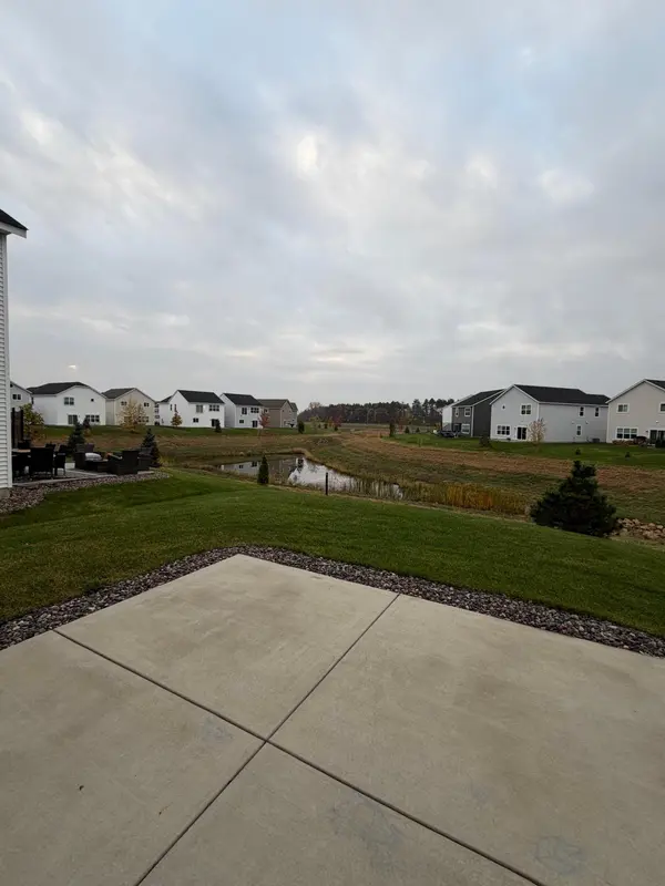 6815 102nd ST S, Cottage Grove, MN 55016